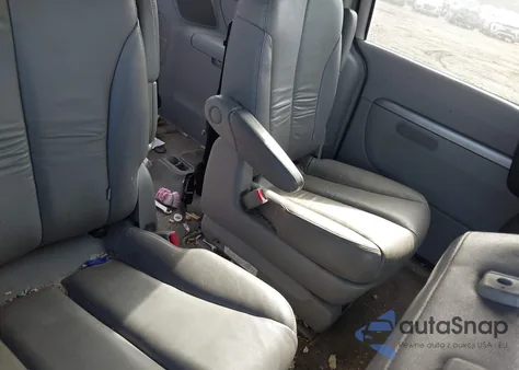 2007 Hyundai Entourage Gls/Limited/Se из США, поврежденный, VIN KNDMC233976017784